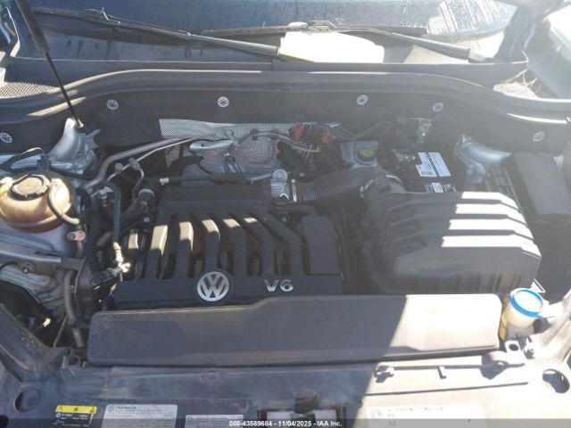 2018 VOLKSWAGEN ATLAS 1V2CR2CAXJC572274 Photo 9
