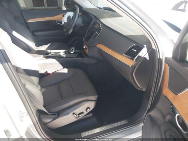 2024 VOLVO XC90 YV4L12PE7R1229853 Photo 4