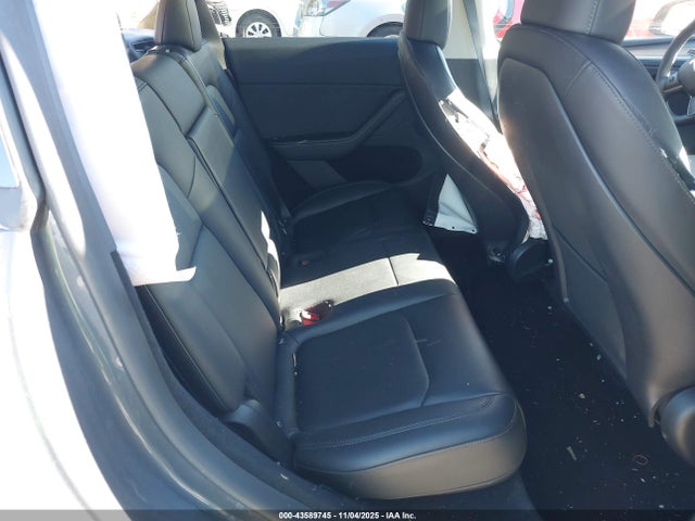2023 TESLA MODEL Y 7SAYGDEE7PA136227 Photo 7