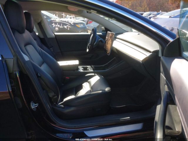 2019 TESLA MODEL 3 5YJ3E1EB2KF451451 Photo 4