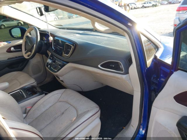 2020 CHRYSLER PACIFICA 2C4RC1GG0LR258732 Photo 4