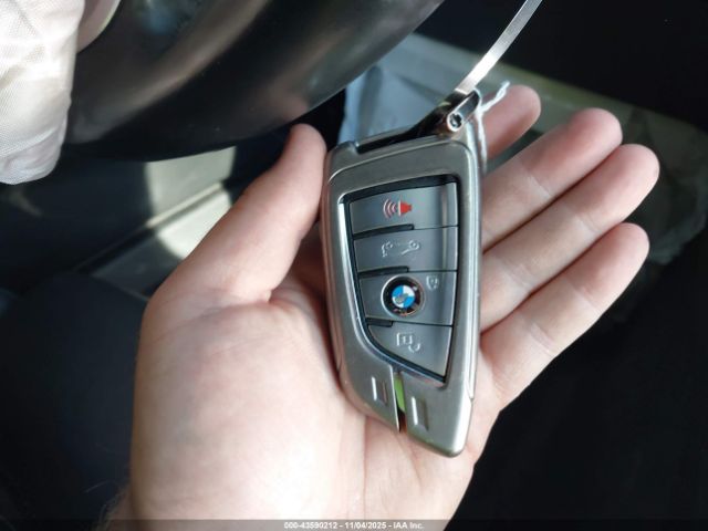 2021 BMW M550I WBA13BK02MCH11871 Photo 10