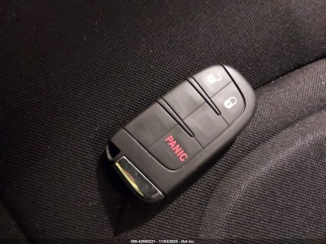 2021 JEEP RENEGADE ZACNJDBB6MPM41458 Photo 10