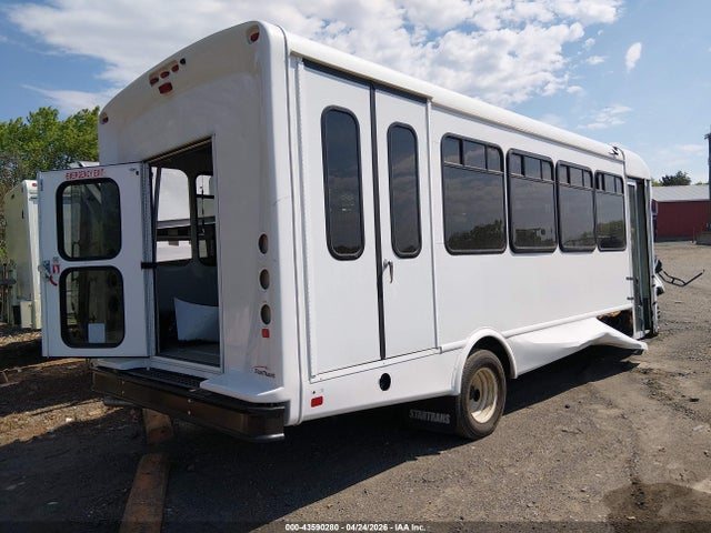 Продажа на аукционе авто 2025 Ford E-450 Cutaway, vin: 1FDFE4FN3SDD38571, номер лота: 43590280