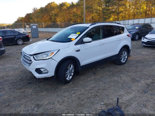 2017 FORD ESCAPE 1FMCU0GD7HUB05256 Photo 1