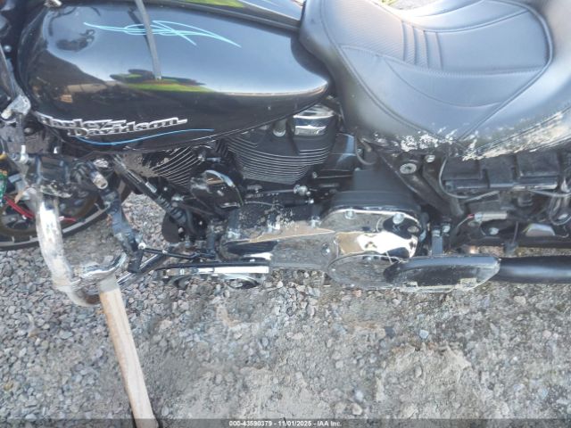 2018 HARLEY-DAVIDSON FLHX 1HD1KBC17JB629483 Photo 8