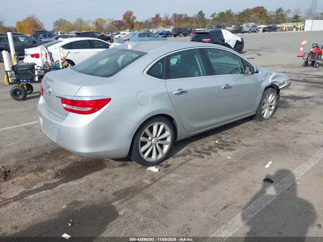 Buick Verano Leather Group 2015 1G4PS5SKXF4177320 Image 4
