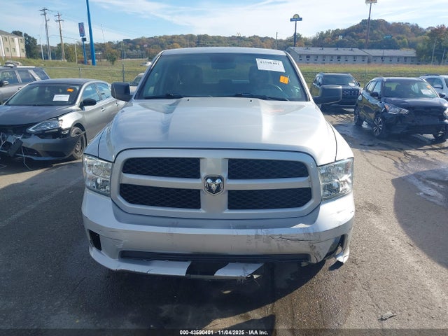 Продаж на аукціоні авто 2019 Ram 1500 Classic Express  4x2 5'7 Box, vin: 1C6RR6KG1KS521804, номер лоту: 43590401