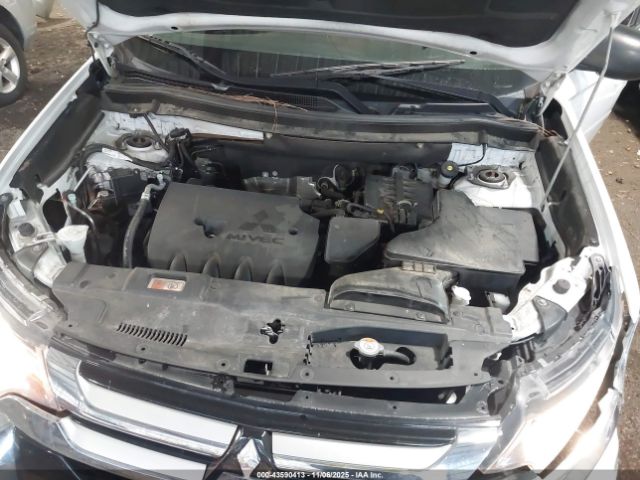 2016 MITSUBISHI OUTLANDER JA4AZ3A3XGZ039912 Photo 9