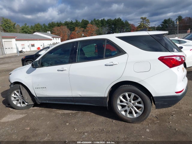 Chevrolet EQUINOX LS 2018 2GNAXHEV5J6342949 Image 14