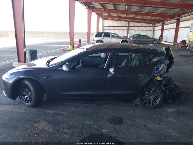 Tesla MODEL 3 2024 5YJ3E1EA2RF727144 Image 27
