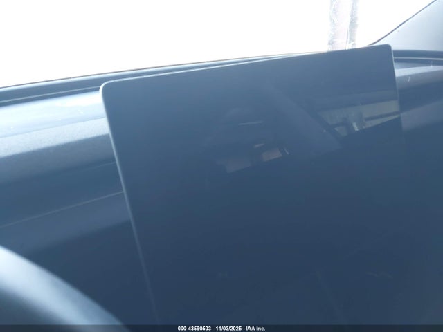 Tesla MODEL 3 2024 5YJ3E1EA2RF727144 Image 30