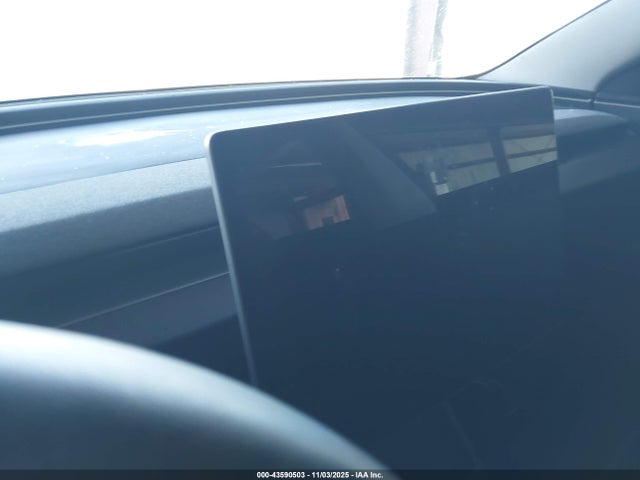 Tesla MODEL 3 2024 5YJ3E1EA2RF727144 Image 31
