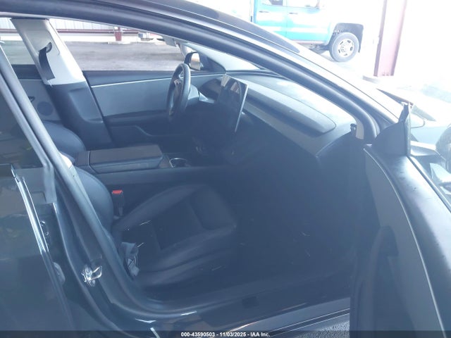 2024 TESLA MODEL 3 5YJ3E1EA2RF727144 Photo 4