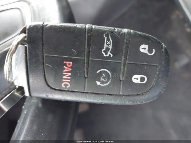 2016 CHRYSLER 300C 2C3CCAKG8GH191004 Photo 10