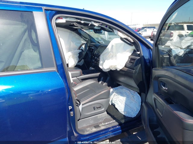 2024 NISSAN TITAN 1N6AA1ED8RN102730 Photo 4