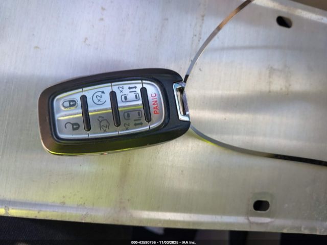 2018 CHRYSLER PACIFICA 2C4RC1FG7JR280015 Photo 10