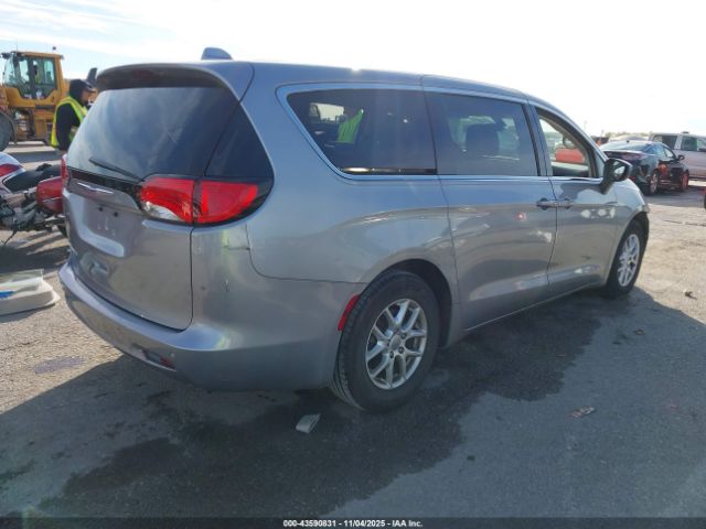 2018 CHRYSLER PACIFICA 2C4RC1DG7JR173906 Photo 3