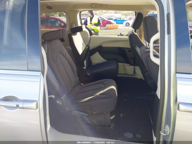 2018 CHRYSLER PACIFICA 2C4RC1DG7JR173906 Photo 7