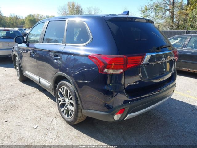2018 MITSUBISHI OUTLANDER JA4AD3A30JZ004205 Photo 2