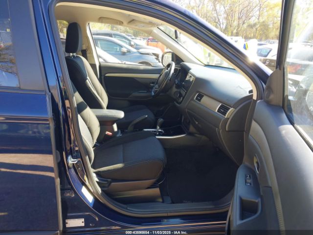 2018 MITSUBISHI OUTLANDER JA4AD3A30JZ004205 Photo 4