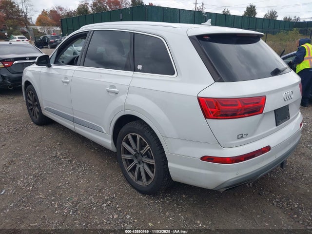 2018 AUDI Q7 WA1VAAF73JD022088 Photo 2