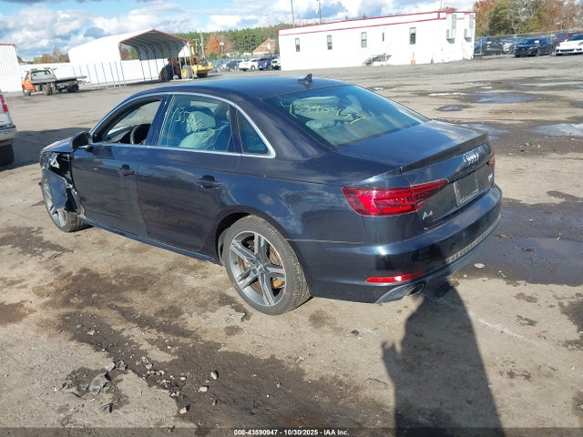 2018 AUDI A4 WAUFNAF46JA127212 Photo 2