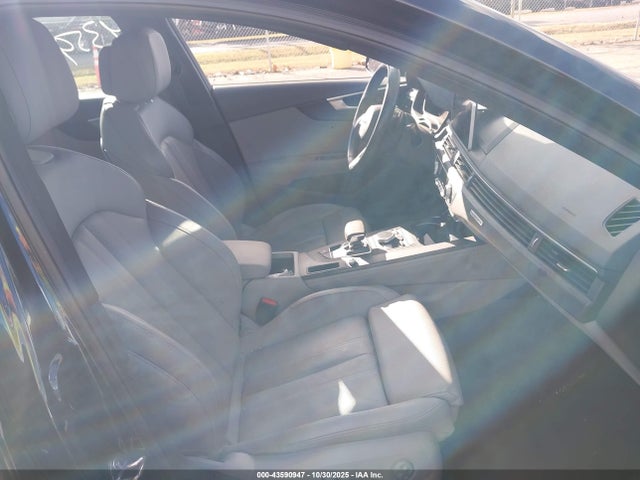 2018 AUDI A4 WAUFNAF46JA127212 Photo 4