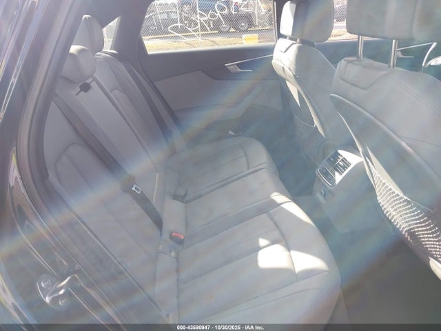 2018 AUDI A4 WAUFNAF46JA127212 Photo 7