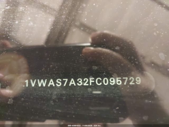 2015 VOLKSWAGEN PASSAT 1VWAS7A32FC095729 Photo 8