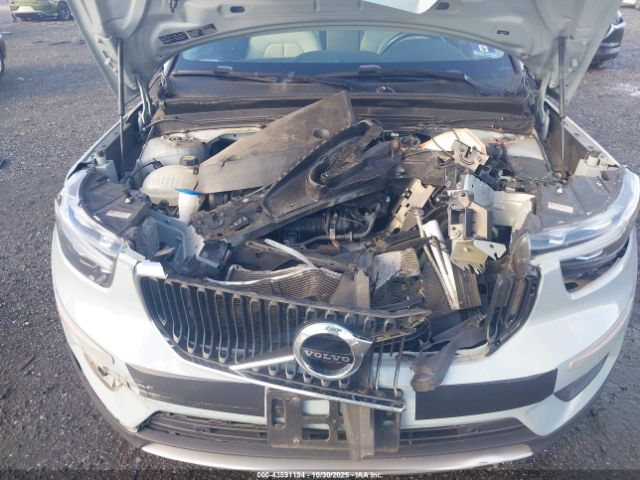 2019 VOLVO XC40 YV4162XZ1K2019034 Photo 9