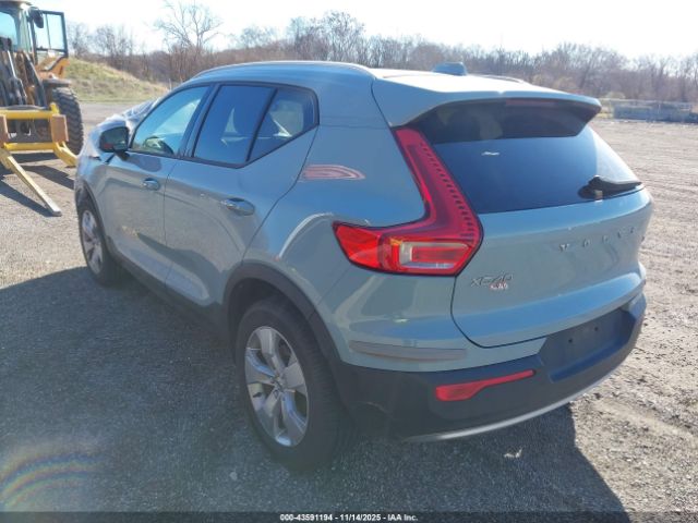 2019 VOLVO XC40 YV4162XZ1K2019034 Photo 2