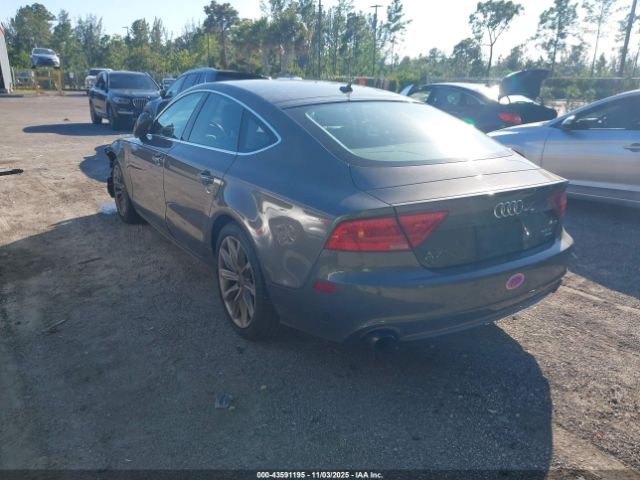 2012 AUDI A7 WAUSGAFC9CN002524 Photo 2