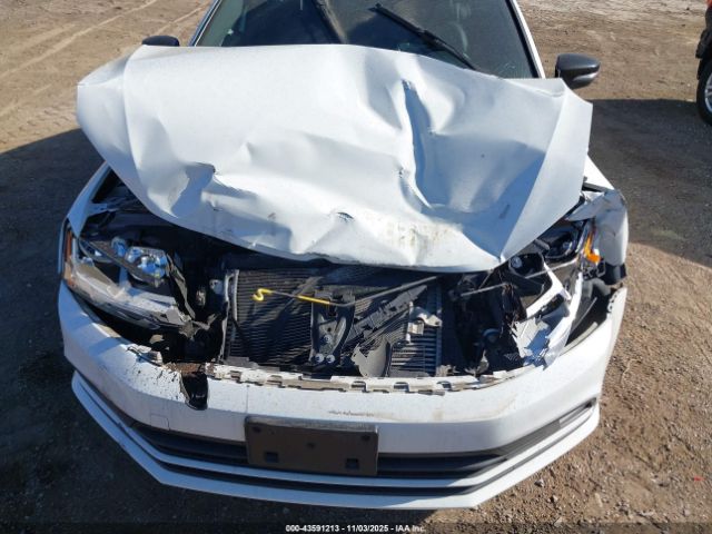 2018 VOLKSWAGEN JETTA 3VWD17AJ3JM213373 Photo 5