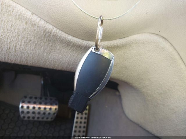 2007 MERCEDES-BENZ CLK 550 WDBTK72F37T081536 Photo 10