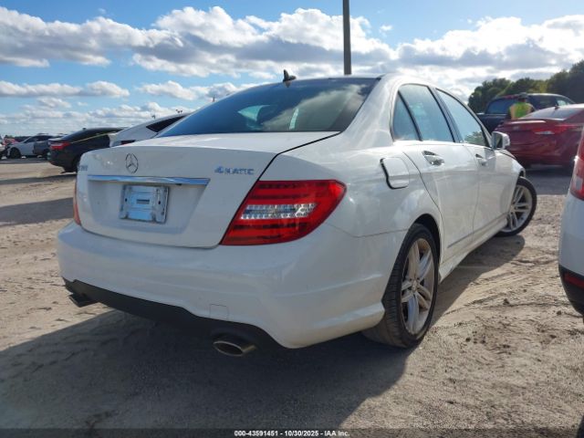 2013 MERCEDES-BENZ C 300 WDDGF8ABXDR276012 Photo 3