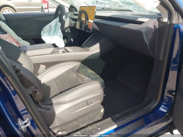 2026 TESLA MODEL Y 7SAYGDED9TA486086 Photo 4
