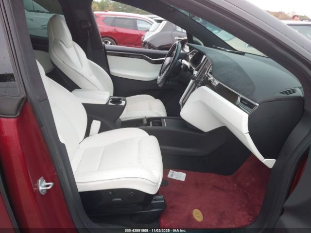 2016 TESLA MODEL X 5YJXCAE41GFF00061 Photo 4