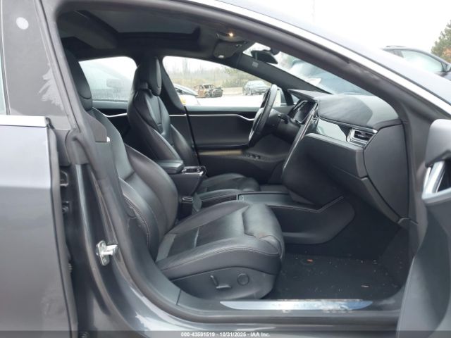 2017 TESLA MODEL S 5YJSA1E25HF176402 Photo 4