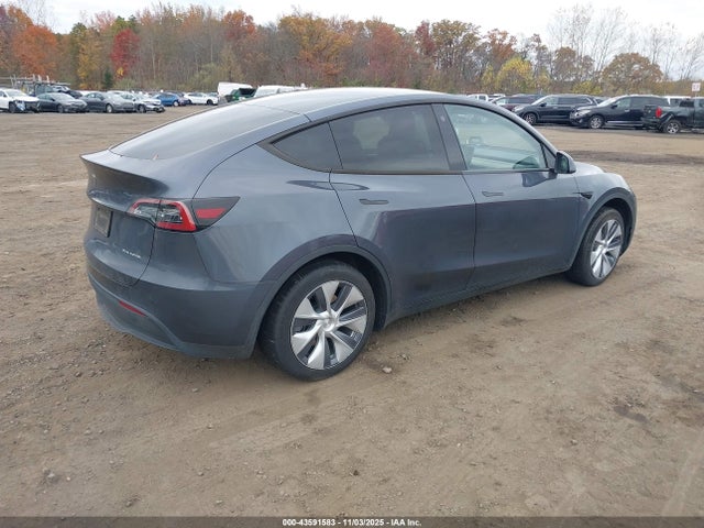 2023 TESLA MODEL Y 7SAYGDEEXPA103075 Photo 3
