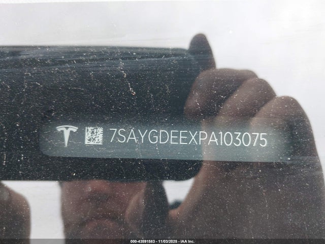 2023 TESLA MODEL Y 7SAYGDEEXPA103075 Photo 8