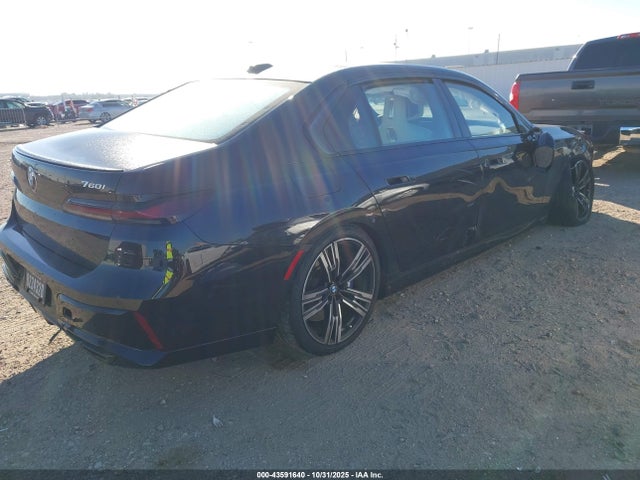 2024 BMW 760I WBA33EJ06RCR66748 Photo 3