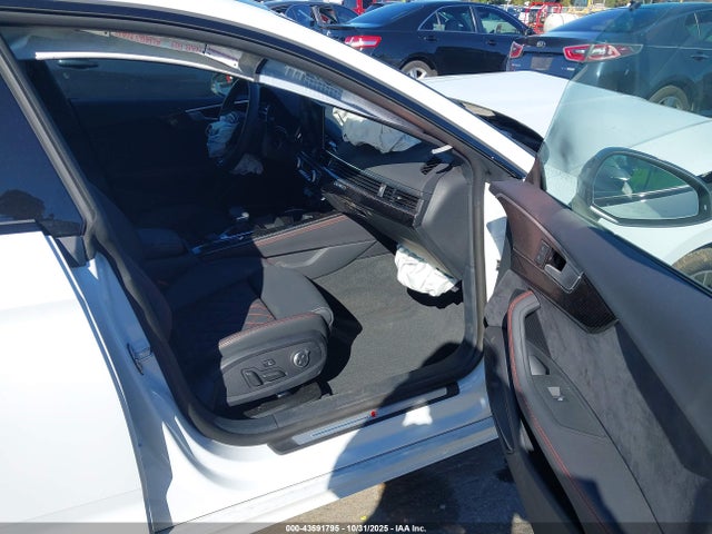 2025 AUDI S5 WAUC4CF57SA014963 Photo 4