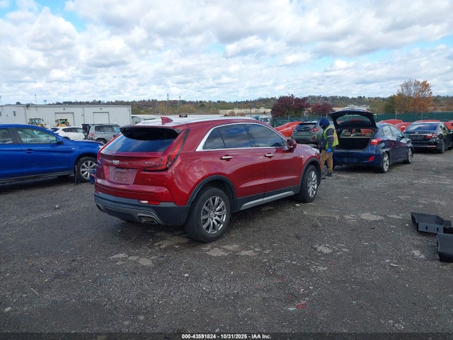 2019 CADILLAC XT4 1GYFZCR45KF209512 Photo 3