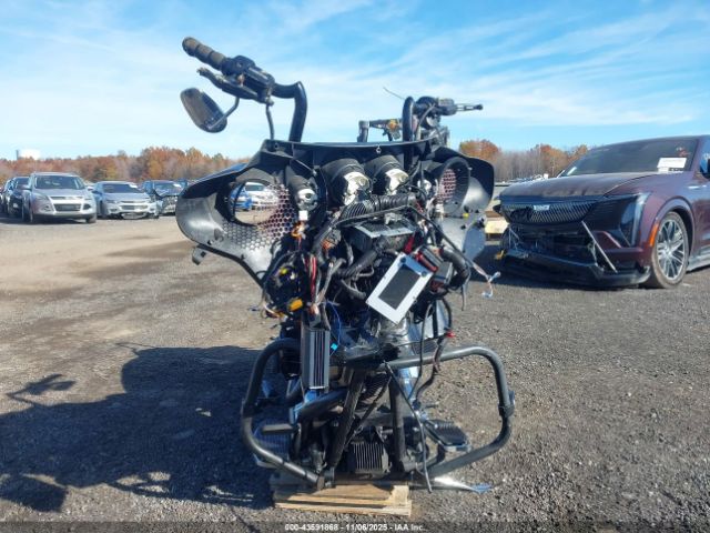 2009 HARLEY-DAVIDSON FLHTCU 1HD1FC4199Y674345 Photo 4