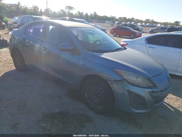 2011 MAZDA MAZDA3 JM1BL1UF5B1366568