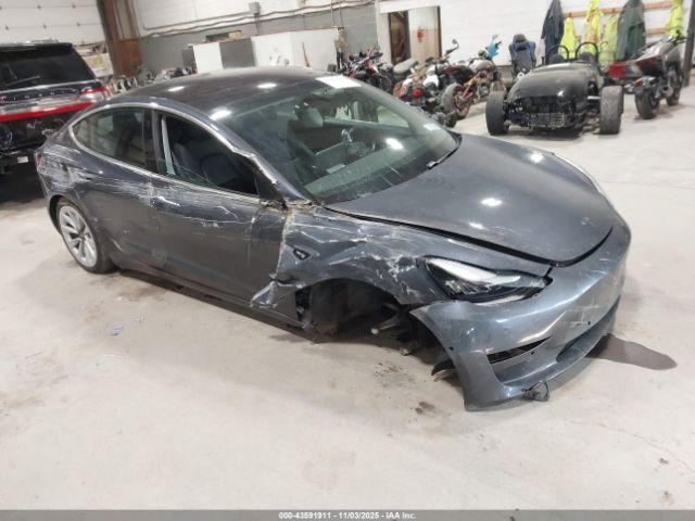 2018 TESLA MODEL 3 5YJ3E1EB0JF121208 Photo 0