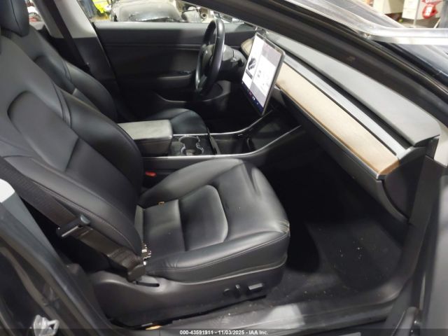 2018 TESLA MODEL 3 5YJ3E1EB0JF121208 Photo 4