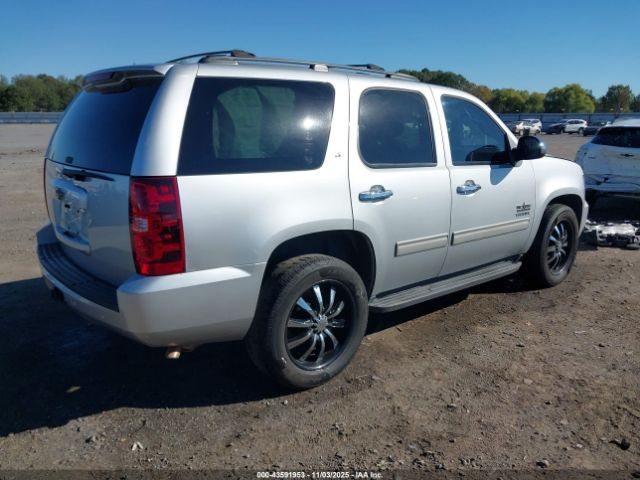 2013 CHEVROLET TAHOE 1GNSCBE09DR164635 Photo 3