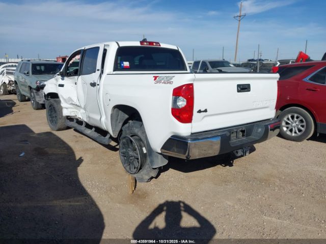 2021 TOYOTA TUNDRA 5TFDY5F19MX026679 Photo 2